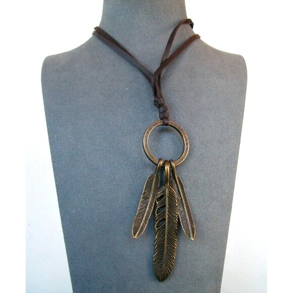 Antique Bronze Feather Necklace & Earrings Set With Chain Bracelet - Picture 6 of 6